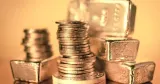 Harga Emas Spot Dunia Melonjak ke Level Tertinggi Dua Bulan di Atas 4.400 Dolar AS