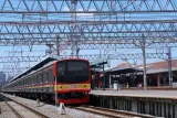 KAI Commuter Ingatkan Keselamatan di Perlintasan Sebidang Pascainsiden di Lintas Bogor dan Tangerang