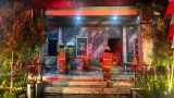 Posko GRIB Jaya di Kebon Jeruk Kebakaran, 8 Unit Mobil Pemadam Dikerahkan