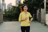 Salah Pilih Sports Bra Bisa Ganggu Performa Lari, Ini Penjelasan Peneliti